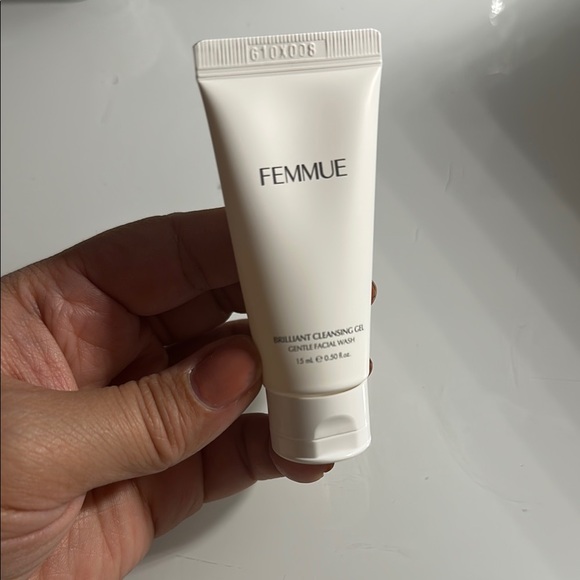 Femmue Other - Femmue Brilliant Cleansing Gel